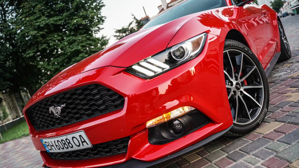 Ford Mustang Red Spirit 5