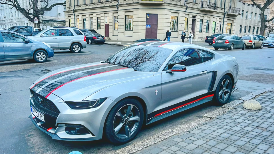Ford Mustang RRS27 3