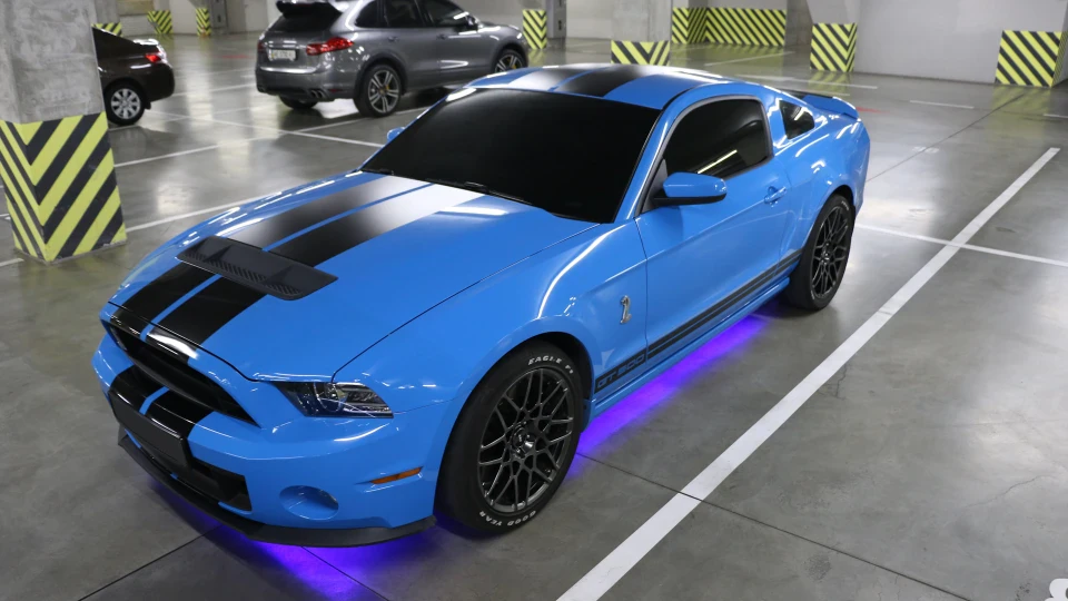 Ford Mustang Shelby GT500 2