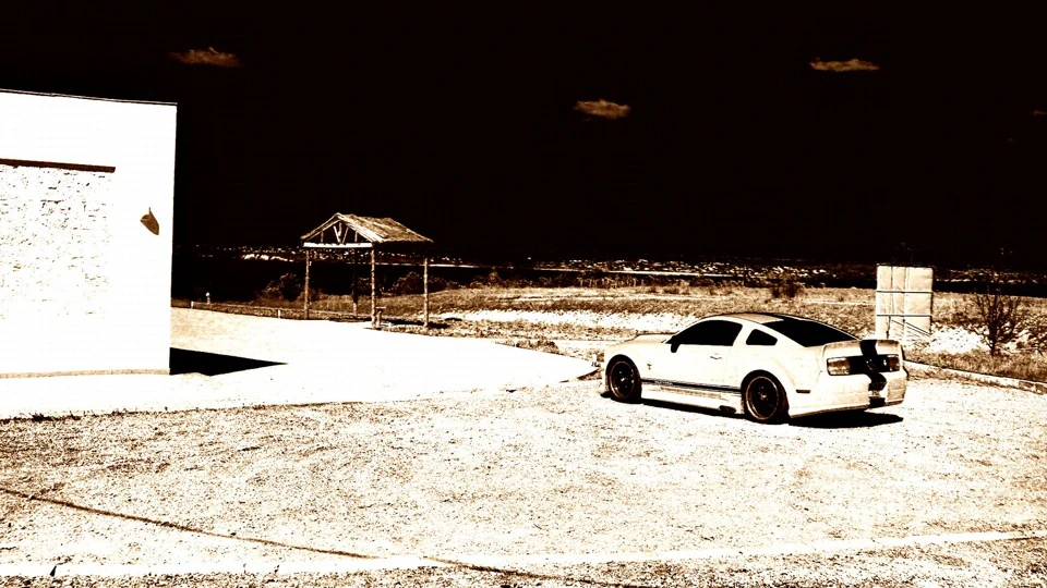 Ford Mustang Снігмобіль =)