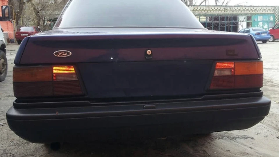 Ford Orion 4