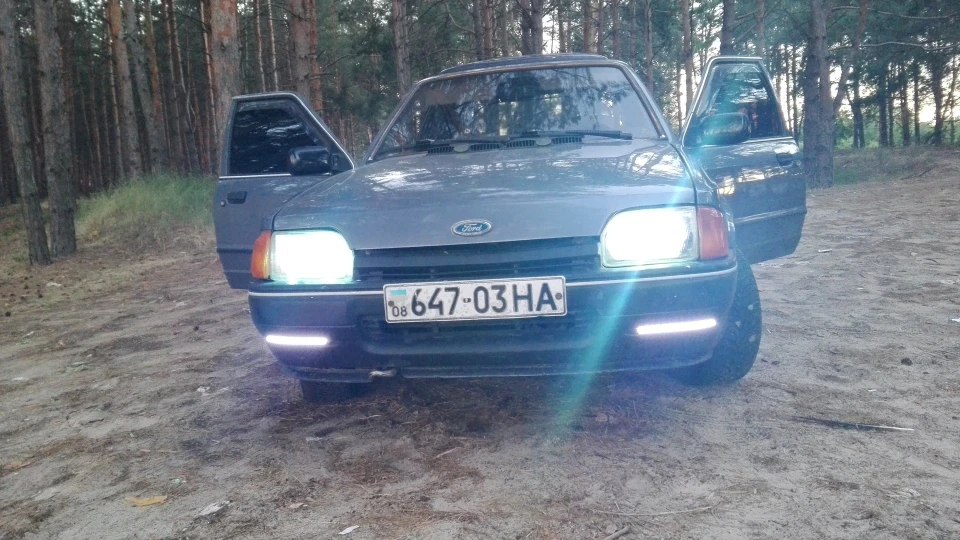 Ford Orion 1.6ghia 3