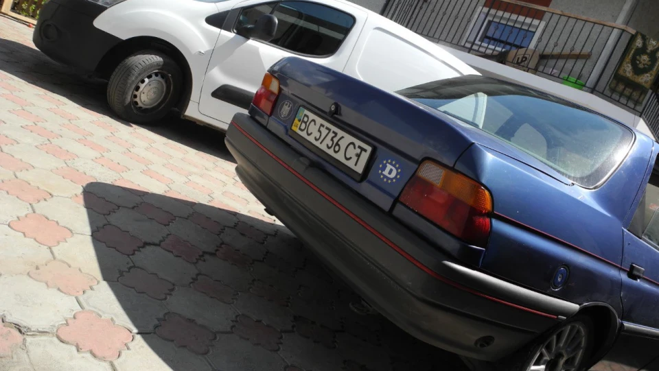 Ford Orion Синій металік 2