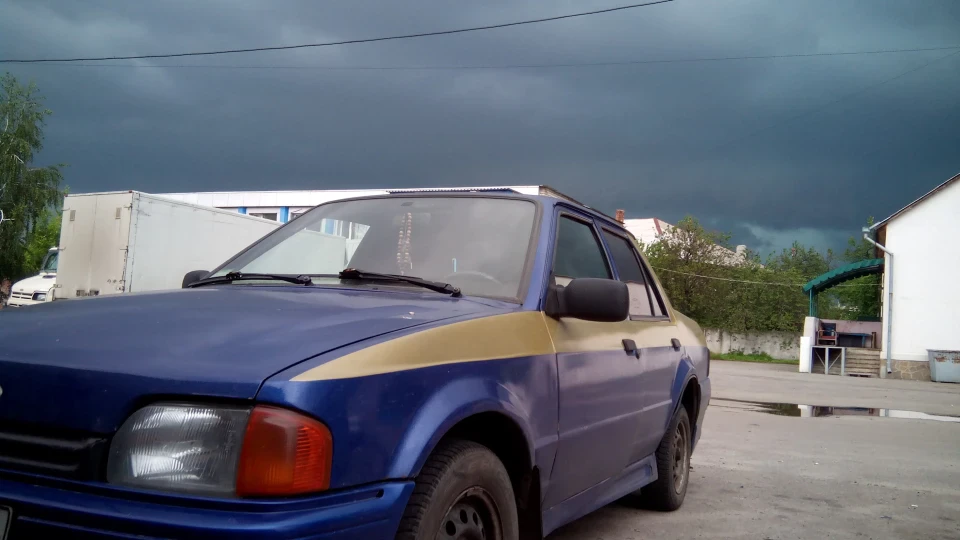 Ford Orion Синій перламутр, 1.6 диз