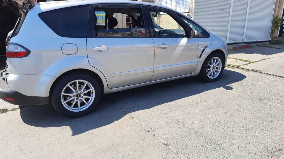 Ford S-Max 2