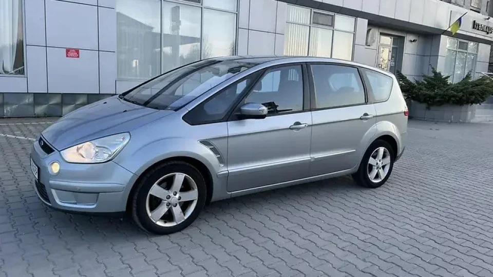 Ford S-Max