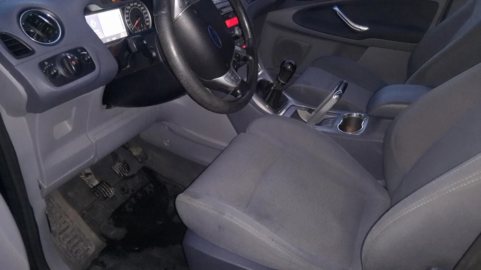 Ford S-Max titanium, 2l benz 5