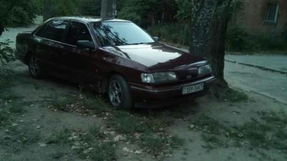Ford Scorpio 4