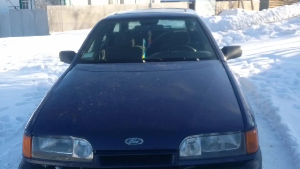 Ford Scorpio 4