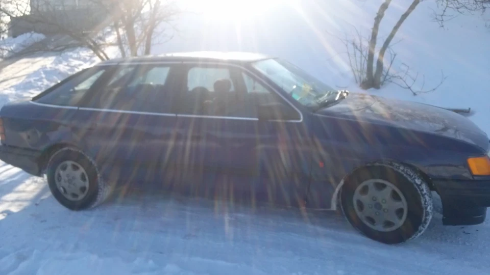 Ford Scorpio 5