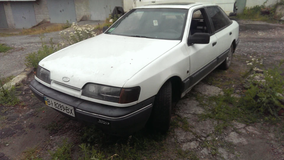 Ford Scorpio 4