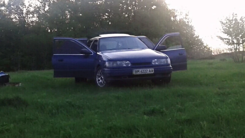Ford Scorpio 4