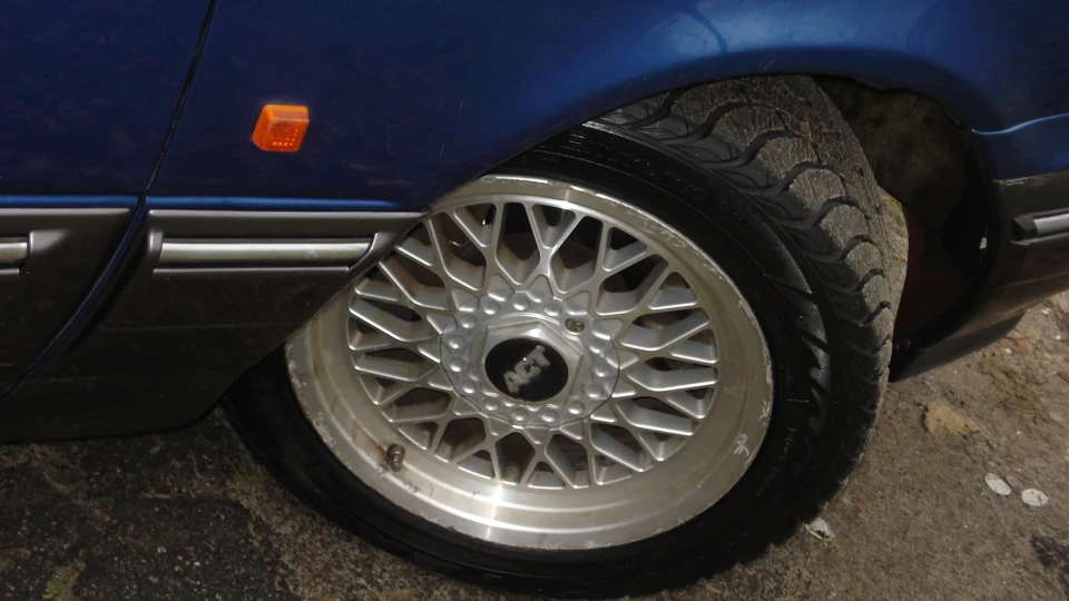 Ford Scorpio 4