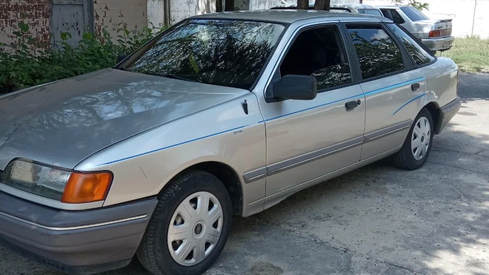 Ford Scorpio 2