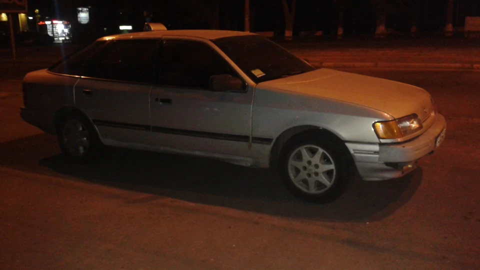 Ford Scorpio 3