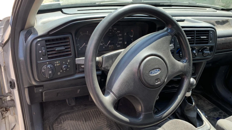 Ford Scorpio 2