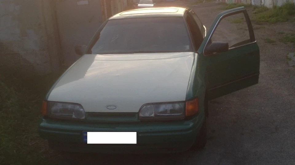 Ford Scorpio 4