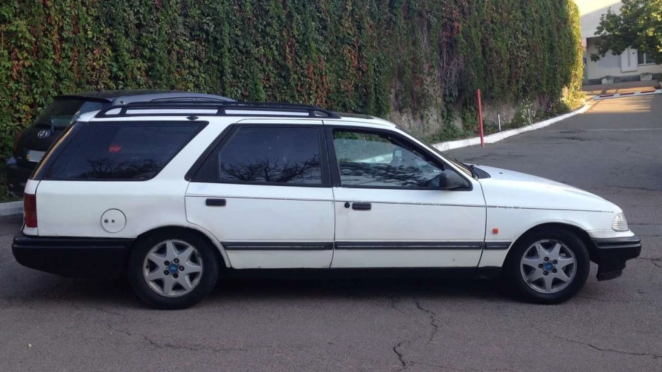 Ford Scorpio 2