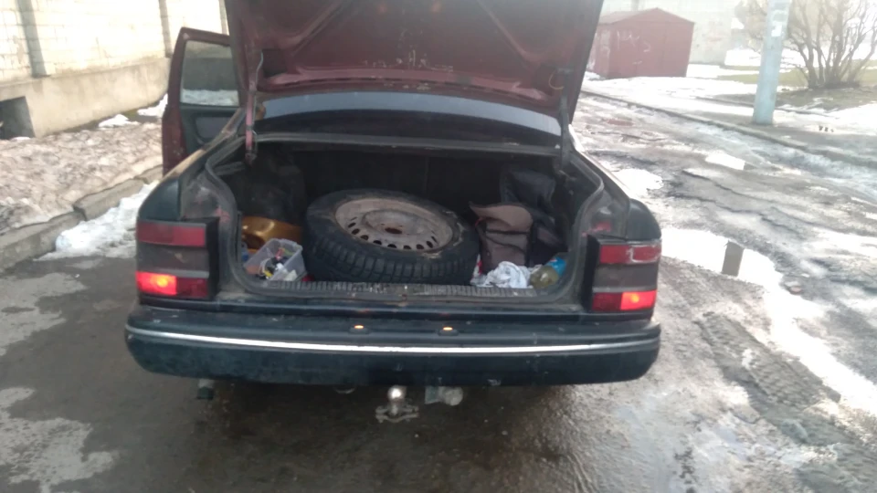 Ford Scorpio 4