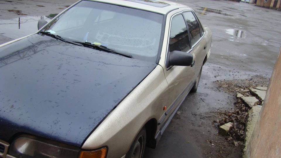 Ford Scorpio 5