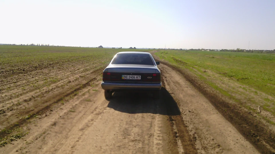 Ford Scorpio 4