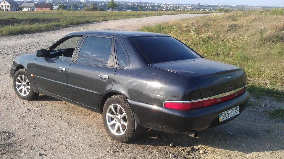 Ford Scorpio 4