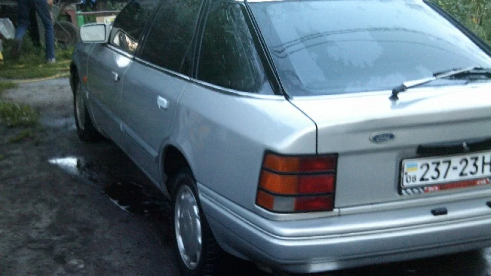 Ford Scorpio