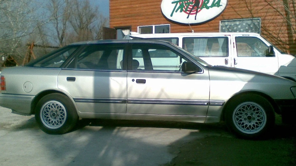 Ford Scorpio 2