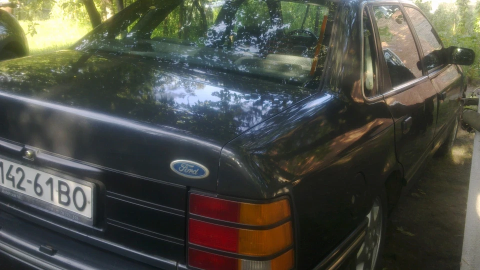 Ford Scorpio 4