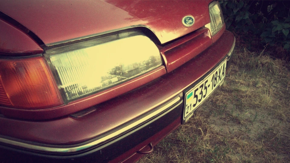 Ford Scorpio 5