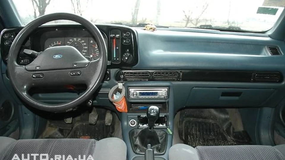 Ford Scorpio 5