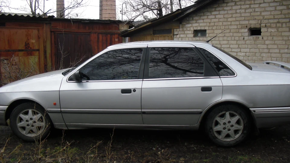 Ford Scorpio 4