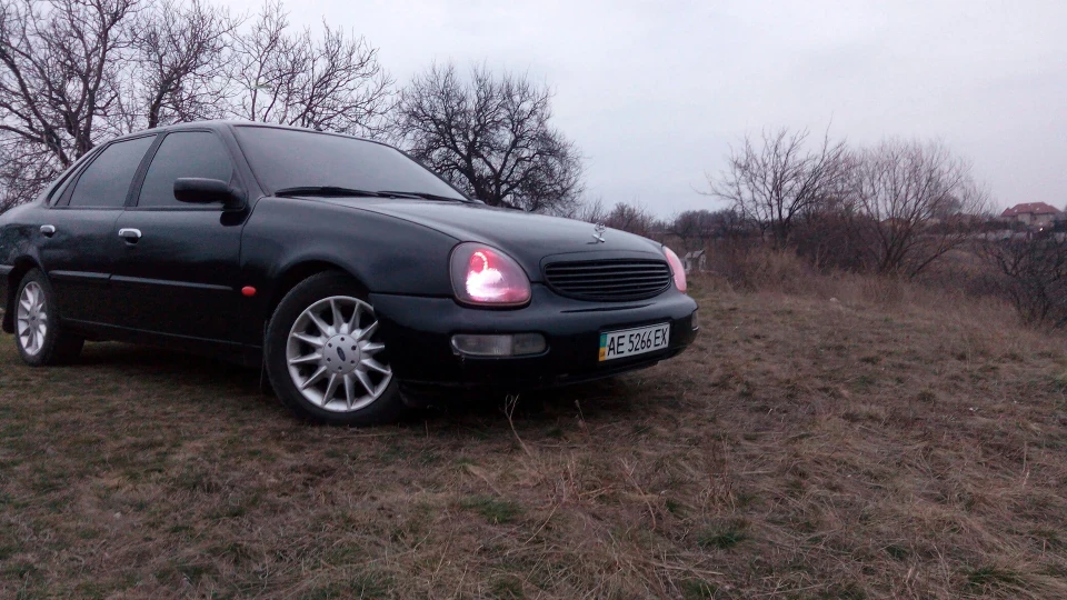 Ford Scorpio