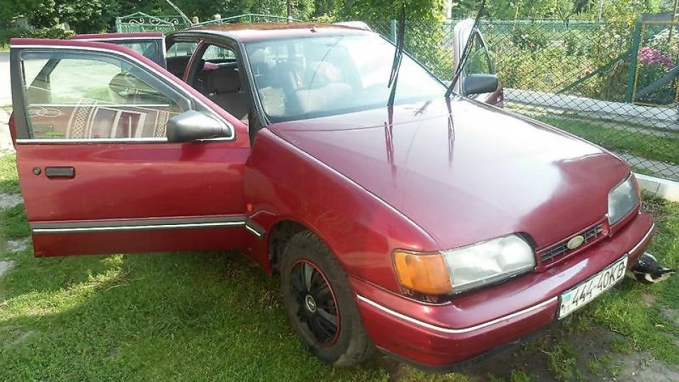 Ford Scorpio 4