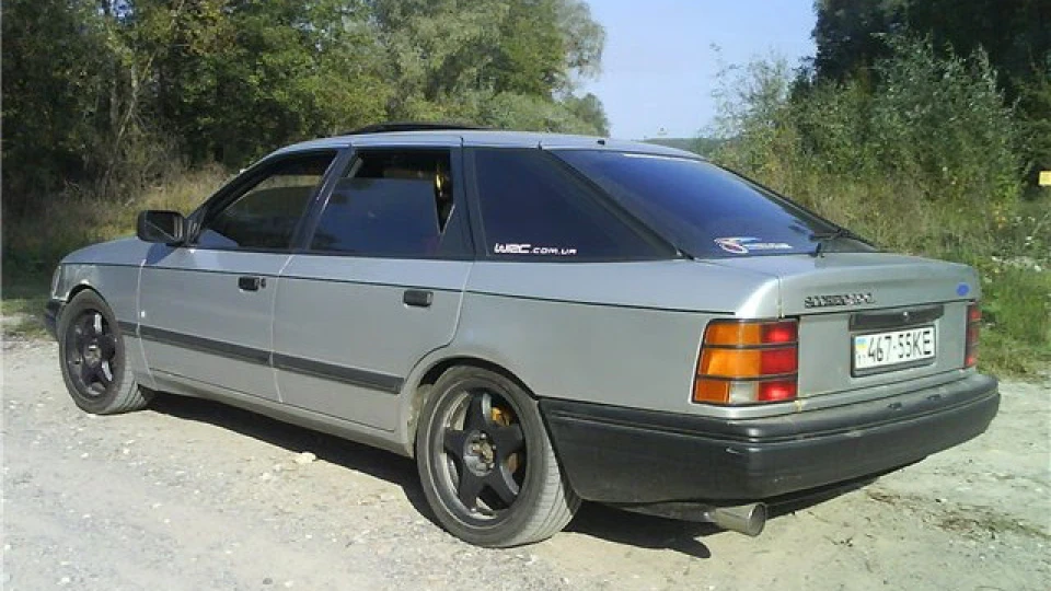 Ford Scorpio
