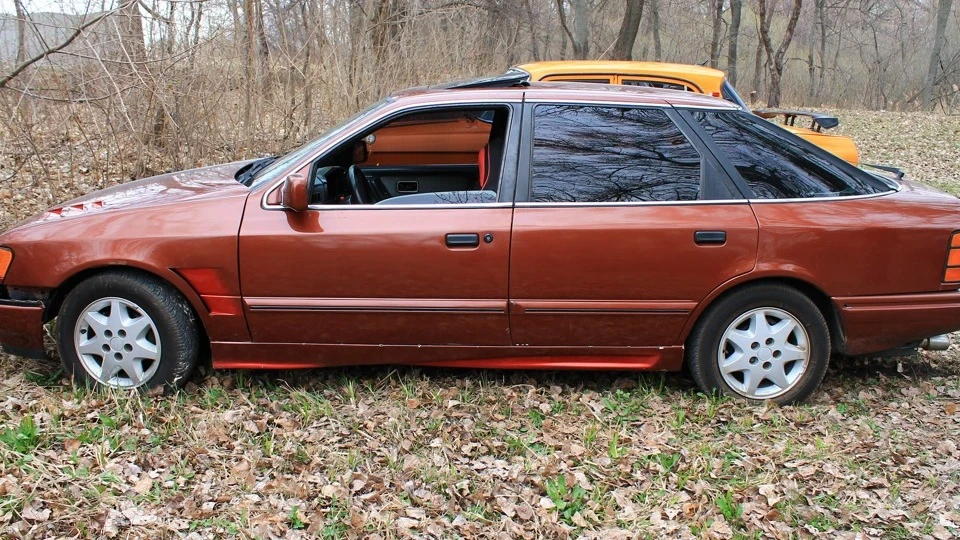 Ford Scorpio ⒷⓇⓄⓌⓃ ⓂⒺⓉⒶⓁⓁⒾⒸ ㋡ 2