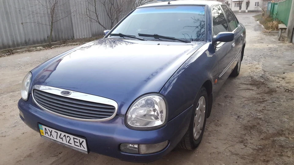 Ford Scorpio 2,0 16к синій металік 5