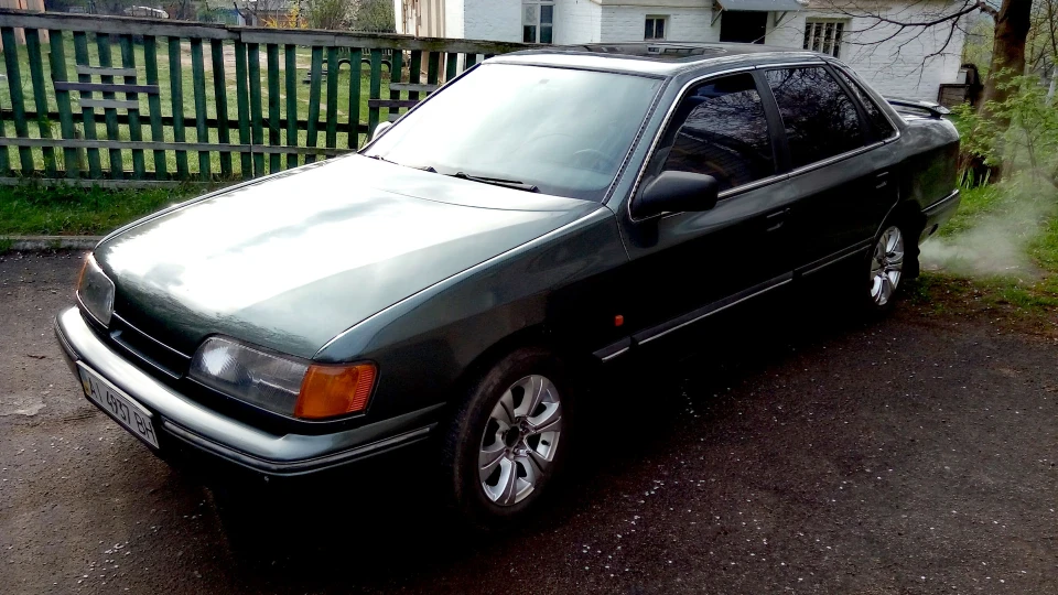 Ford Scorpio 2.0 Dark Green