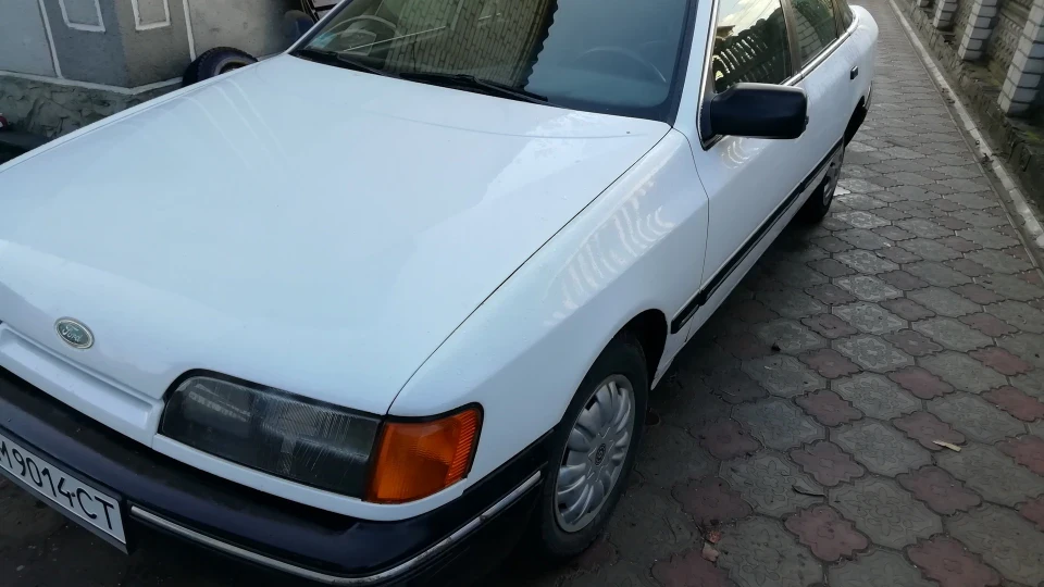 Ford Scorpio 2.0 ohc GL 2