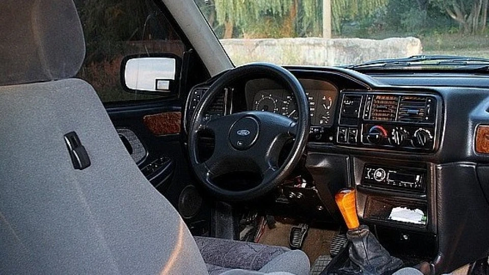 Ford Scorpio 2.0i DOHC 4