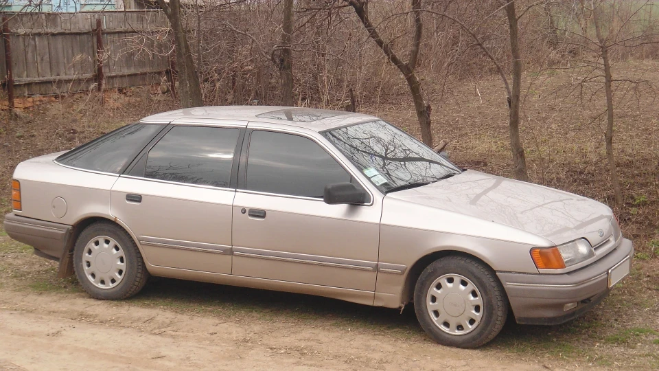 Ford Scorpio 2.0i GL