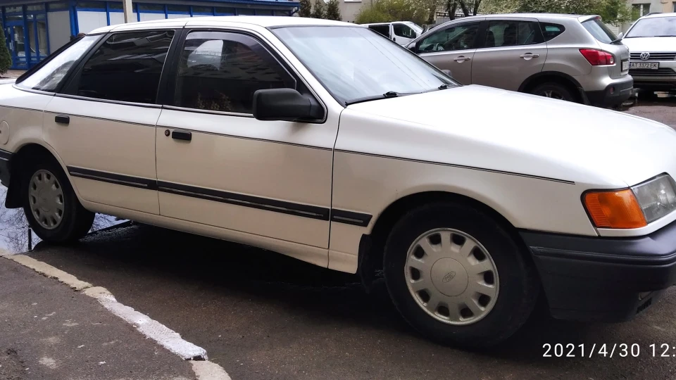 Ford Scorpio 2.0i OHC 2