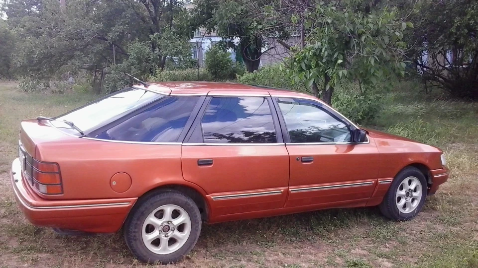 Ford Scorpio 2.0i 2