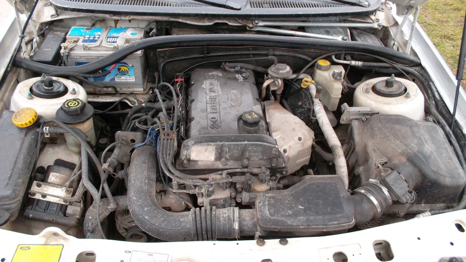 Ford Scorpio 2,0i 3
