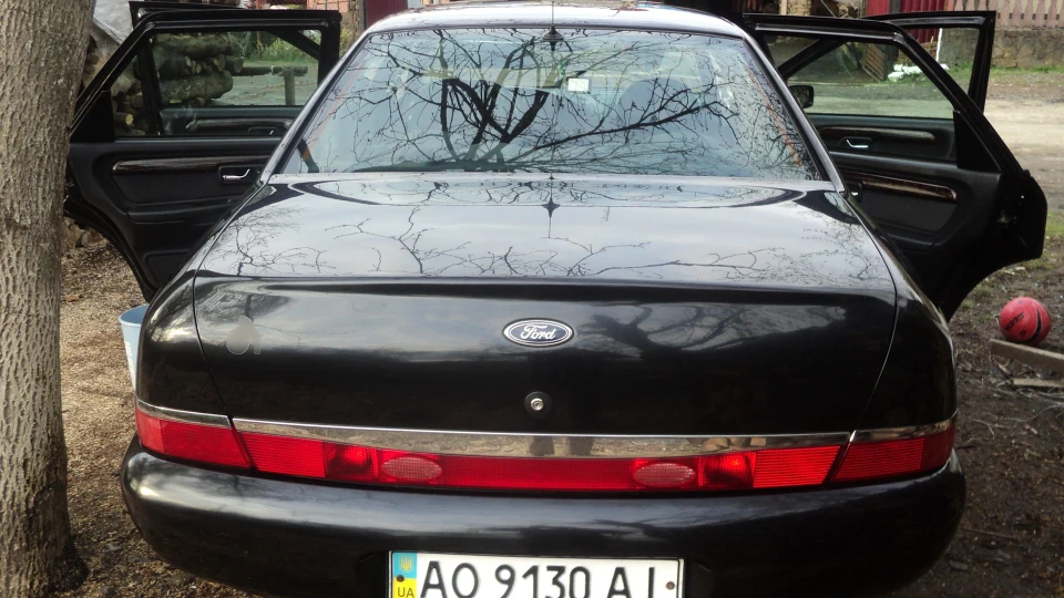 Ford Scorpio 2.3 автомат Ghia