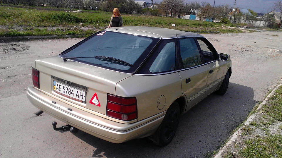 Ford Scorpio 2.4 АКПП, золото 2