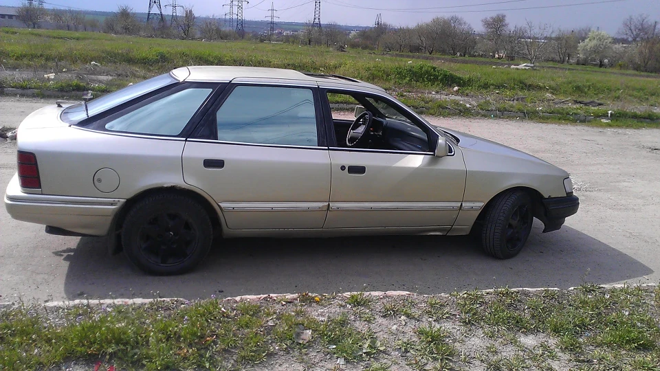 Ford Scorpio 2.4 АКПП, золото 3