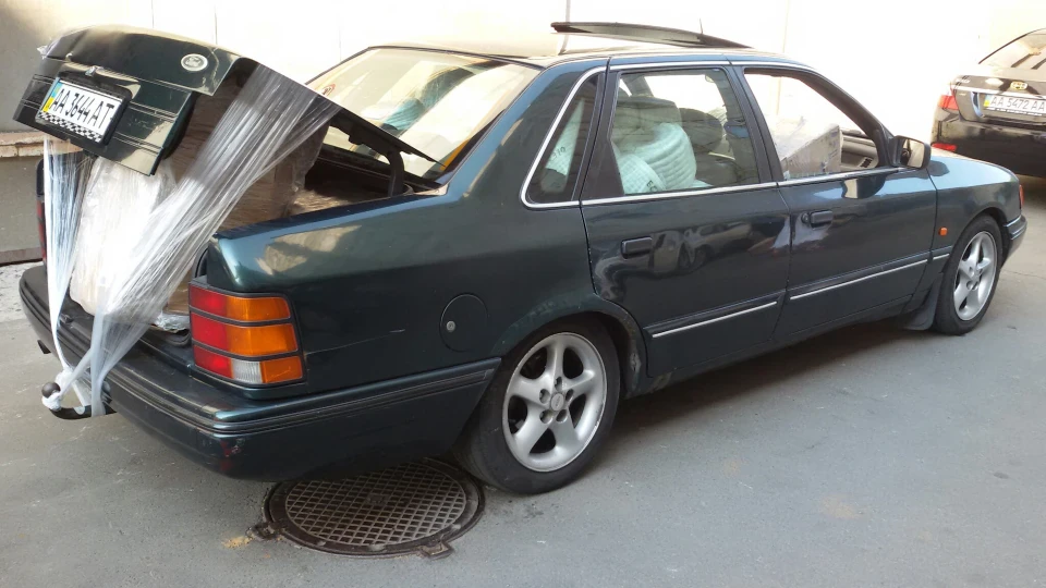 Ford Scorpio 2.4 v6 Chia 4