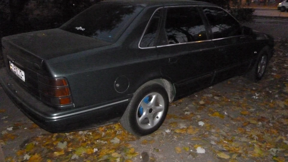 Ford Scorpio 2.9, Ghia, чорний Gangster 5