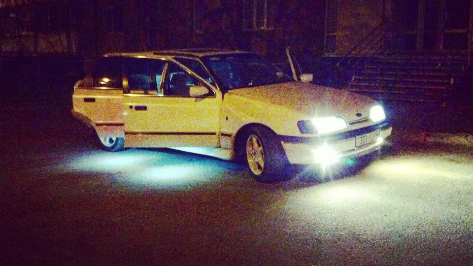 Ford Scorpio 2.9i Ghia